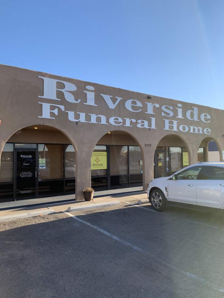 Riverside Funeral Home Santa Fe, exterior