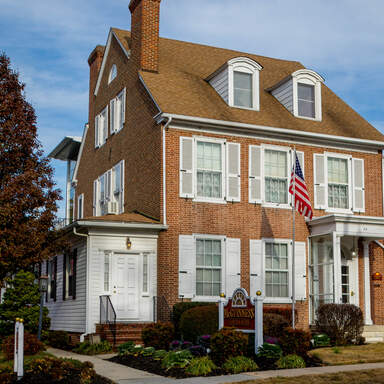 McGuinness Funeral Home Woodbury, exterior