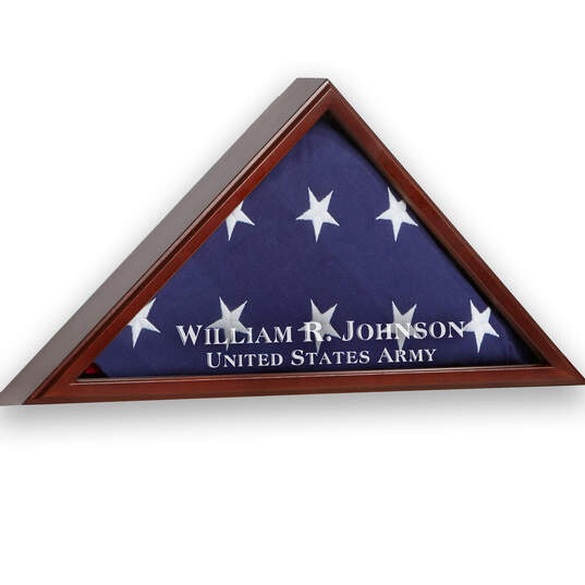 Veteran's Memorial Flag Case image number 2